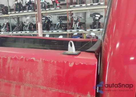 1997 Ford F-250 Xl z USA, uszkodzony, nr VIN 3FTHF26HXVMA21372